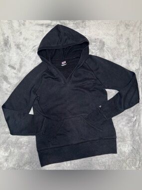 Soffe Black Pullover Hoodie Women’s Small Fleece Lined Basic Sweatshirt